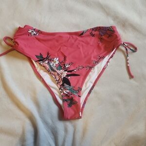 Cupshe Pink Floral Tie-Side Bikini Bottoms with Floral Accents